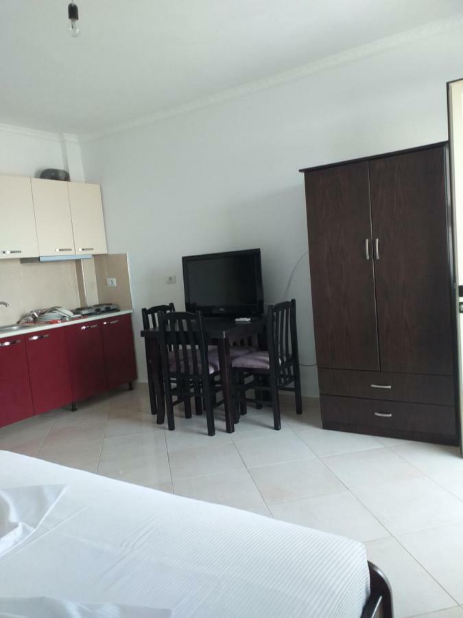 Grand Seaview Apartments Εξαμίλιο Εξωτερικό φωτογραφία