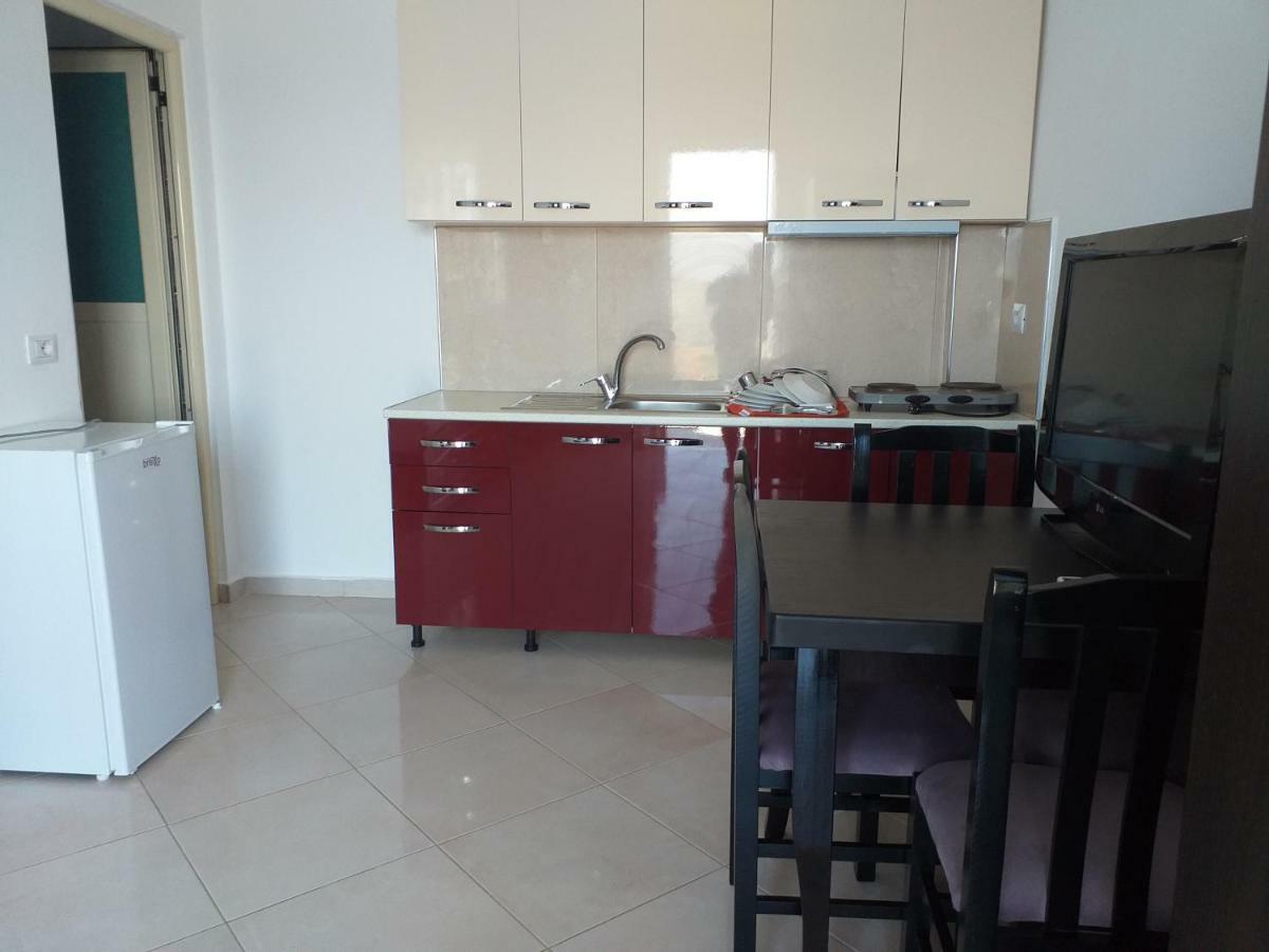 Grand Seaview Apartments Εξαμίλιο Εξωτερικό φωτογραφία