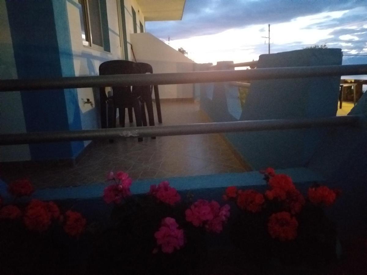 Grand Seaview Apartments Εξαμίλιο Εξωτερικό φωτογραφία