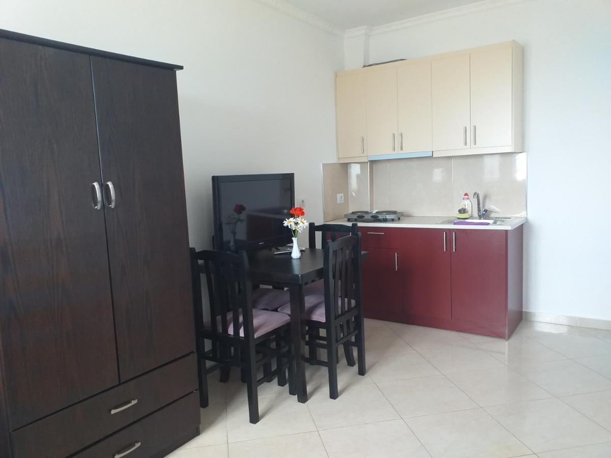 Grand Seaview Apartments Εξαμίλιο Εξωτερικό φωτογραφία