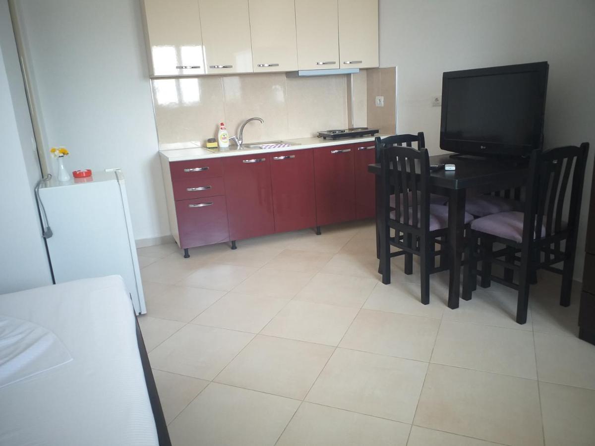 Grand Seaview Apartments Εξαμίλιο Εξωτερικό φωτογραφία